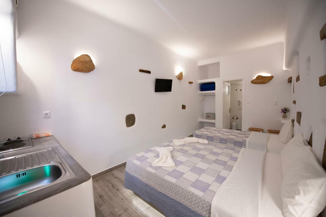 Stavroula Studios Glastros  Extérieur photo