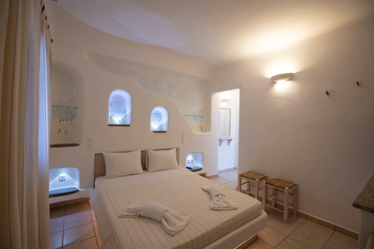 Stavroula Studios Glastros  Extérieur photo